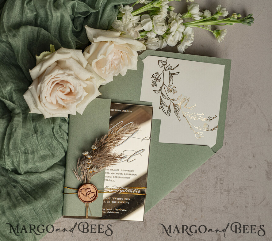 PROBENNEHMESERVICE
 Muster
 Muster, maßgeschneiderte Mustersatz Sage Green Mirror Gold Hochzeitseinladungen, elegante Gartenhochzeitskarten, Grünpflanzen-Acryl-Hochzeitseinladungen, Spiegelgold-Plexi-Hochzeitseinladungssatz