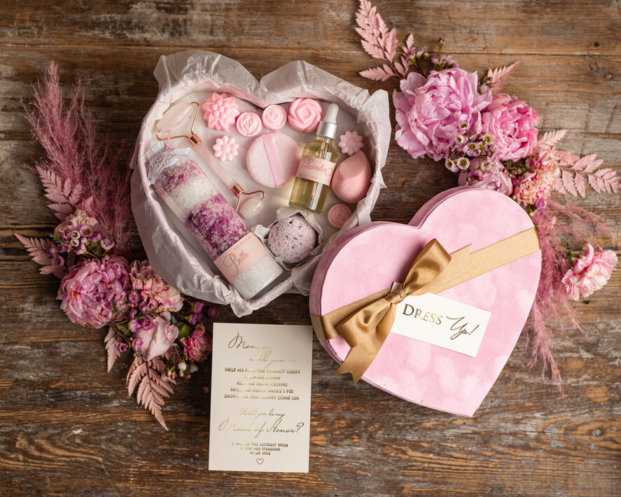 Brautjungfer/Trauzeuge Box WIRST DU MEINE BRAUTJUNGEFRIENDE SEIN? Samtkarton Herz natürliche Brautjungfernbox, Trauzeugin Geschenkbox, Geschenk für eine Braut, kosmetisches Set