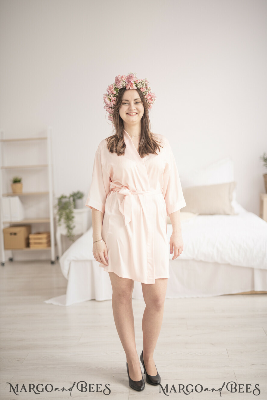 Brautjungfer/Trauzeuge Box HOCHZEITSROBE  
 Satin Hochzeitsrobe mit goldfarbener Schrift. Geschenk für die Trauzeugin; Wirst du mein Brautjungfer Geschenk?