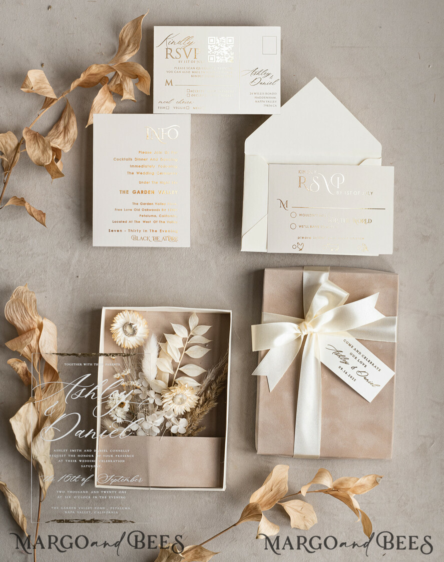 HOCHZEITS EINLADUNGEN Einladungen für VIP/ Boxeinladungen für Eltern Natürliche getrocknete Blumen Hochzeitskarten in Samtbox, Plexi Glamour Box Hochzeits Einladung Suite Luxus, romantische Samt Hochzeitskarten, maßgeschneiderte goldene Einladungen