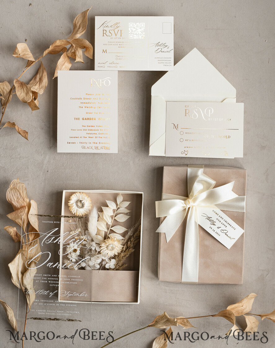 HOCHZEITS EINLADUNGEN Einladungen für VIP/ Boxeinladungen für Eltern Natürliche getrocknete Blumen Hochzeitskarten in Samtbox, Plexi Glamour Box Hochzeits Einladung Suite Luxus, romantische Samt Hochzeitskarten, maßgeschneiderte goldene Einladungen
