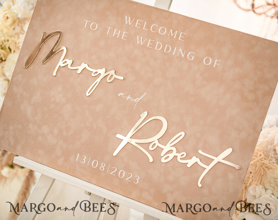 TISCHPLÄNE UND WILLKOMMENSCHILDER FÜR HOCHZEITEN Plexi Gold / Samt Luxus Velours beige Hochzeits Willkommensschild, goldene Hochzeitsdekoration, personalisiertes Hochzeitsschild, Hochzeitsgeschenk, Willkommen Hochzeitsboard BpPXSet