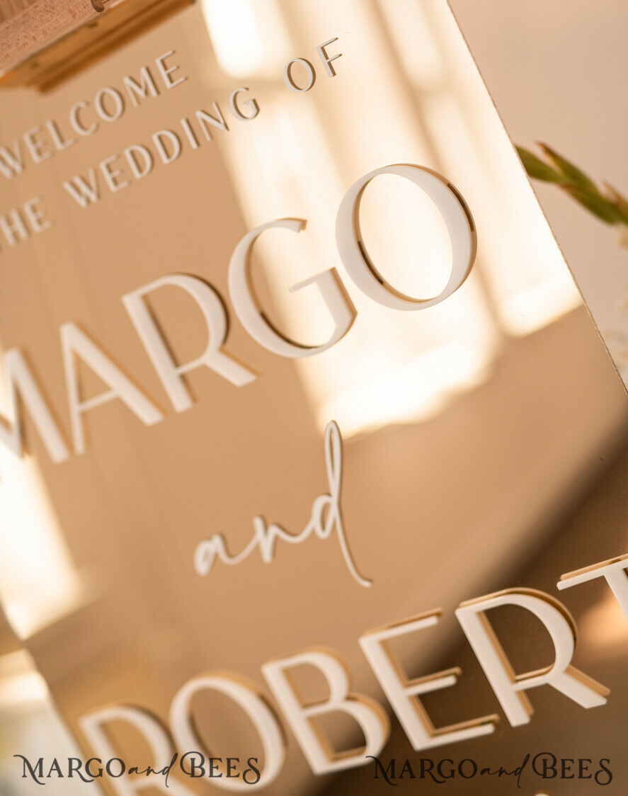 TISCHPLÄNE UND WILLKOMMENSCHILDER FÜR HOCHZEITEN Plexi Gold / Samt Luxuriöser goldener Spiegel Hochzeitswillkommensschild, goldene Hochzeitsdekoration, personalisiertes Hochzeitsschild, Hochzeitsgeschenk, Willkommenshochzeitsboard BpPXSet