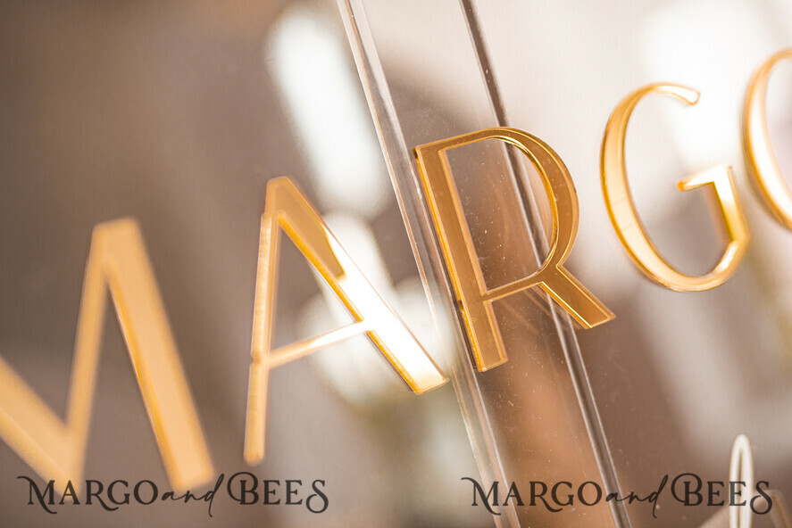 TISCHPLÄNE UND WILLKOMMENSCHILDER FÜR HOCHZEITEN Plexi Gold / Samt Luxus Klar und Gold Hochzeits Willkommensschild, Goldene Hochzeitsdekoration, Personalisierte Hochzeitsbeschilderung, Hochzeitsbrett, Willkommenshochzeitsbrett