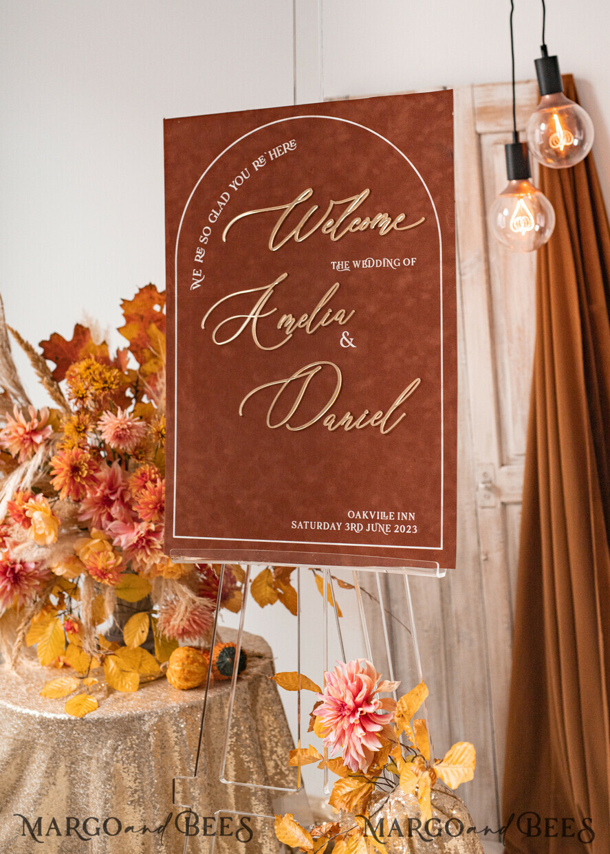 TISCHPLÄNE UND WILLKOMMENSCHILDER FÜR HOCHZEITEN Plexi Gold / Samt Herbsthochzeit Willkommensschild, luxuriöses Samtrosthochzeit Willkommensschild, goldene Hochzeitsdekoration, personalisiertes Rosthochzeitsschild, Hochzeitsempfangset, Herbst Willkommenshochzeitsboard