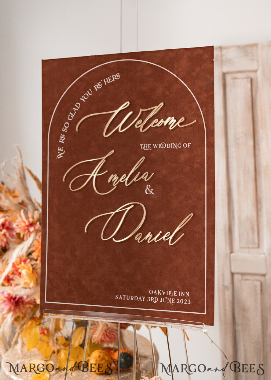 TISCHPLÄNE UND WILLKOMMENSCHILDER FÜR HOCHZEITEN Plexi Gold / Samt Herbsthochzeit Willkommensschild, luxuriöses Samtrosthochzeit Willkommensschild, goldene Hochzeitsdekoration, personalisiertes Rosthochzeitsschild, Hochzeitsempfangset, Herbst Willkommenshochzeitsboard
