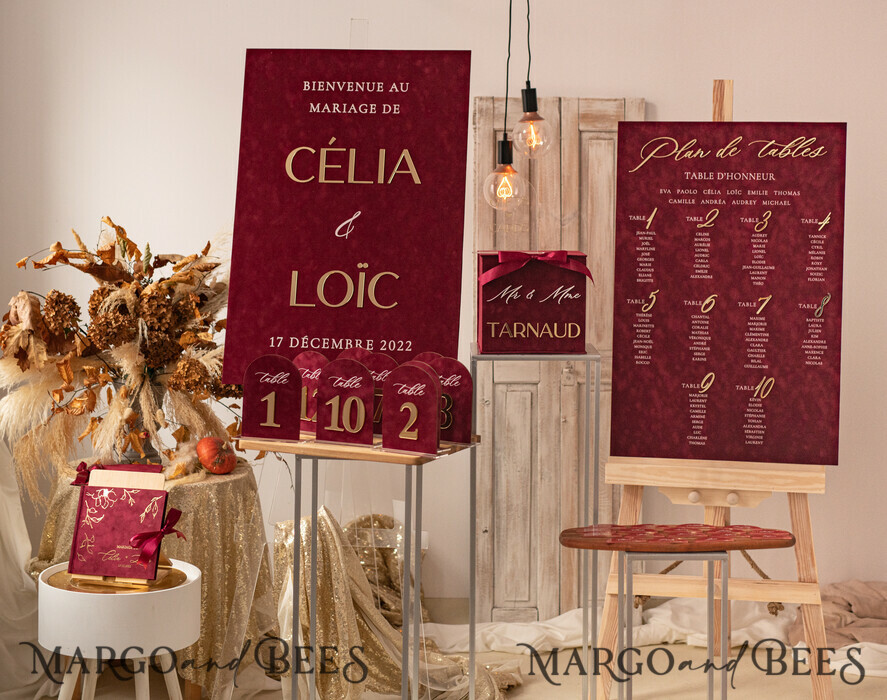 TISCHPLÄNE UND WILLKOMMENSCHILDER FÜR HOCHZEITEN Plexi Gold / Samt Burgunder Hochzeits Willkommensschild, Luxus Samt Weinrot Hochzeits Willkommensschild, Goldene Hochzeitsdekoration, Personalisierte Boho Hochzeitsbeschilderung, Hochzeitsempfangsset, Indisches Willkommens Hochzeitsbrett