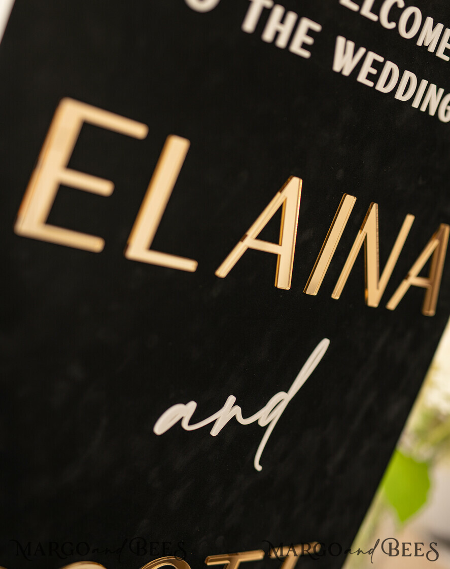 TISCHPLÄNE UND WILLKOMMENSCHILDER FÜR HOCHZEITEN Plexi Gold / Samt Luxus Samt schwarzes Hochzeits-Willkommensschild, goldene Hochzeitsdekoration, personalisiertes Hochzeitsschild, Hochzeitsgeschenk, Willkommens-Hochzeitsboard