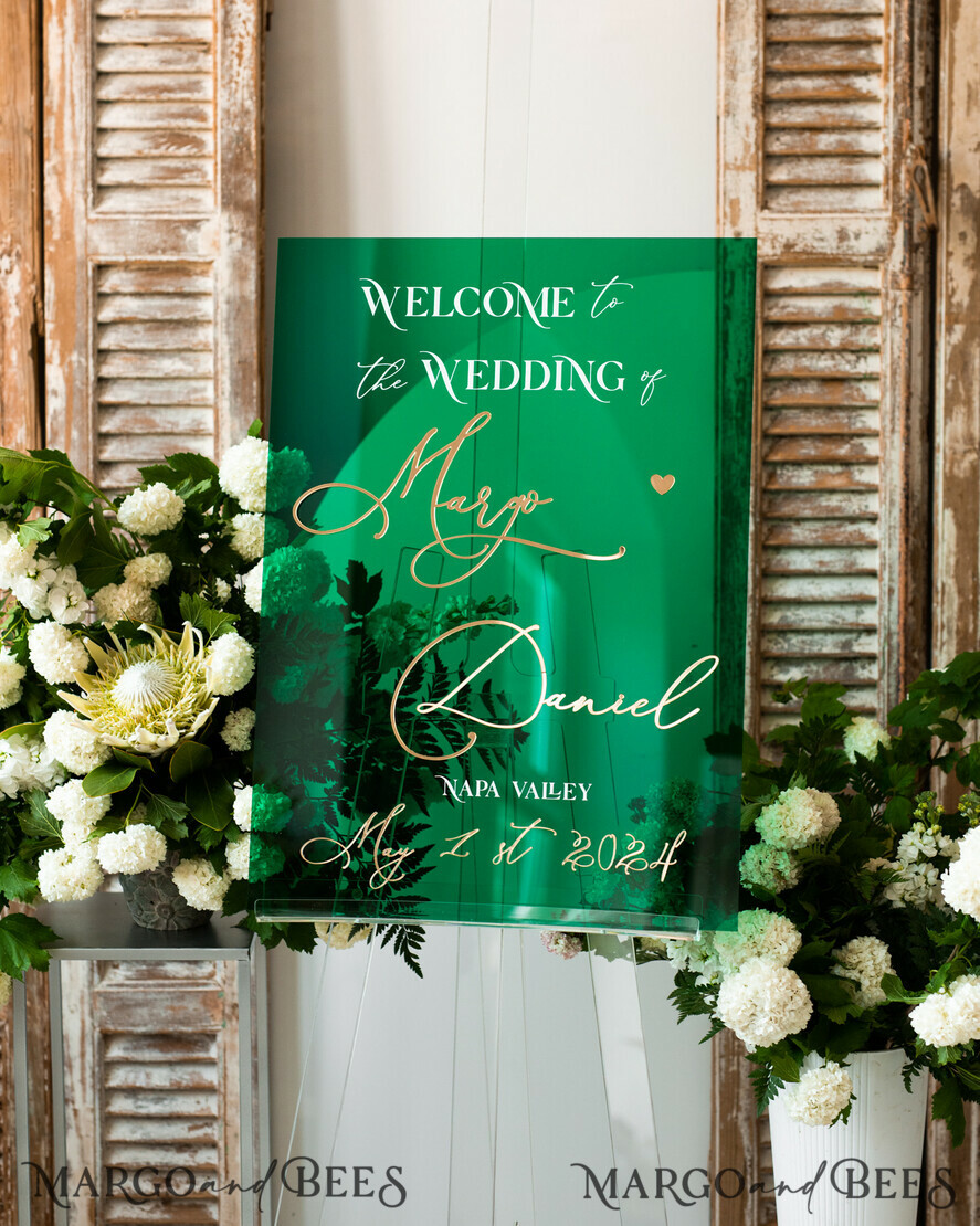 TISCHPLÄNE UND WILLKOMMENSCHILDER FÜR HOCHZEITEN Plexi Gold / Samt Luxus Grünes und Goldenes Hochzeits Willkommen-Schild, Smaragdgrünes Acryl Hochzeitsdekor, Personalisierte Hochzeitsschilder, Hochzeitsboard, Willkommen Hochzeitsboard