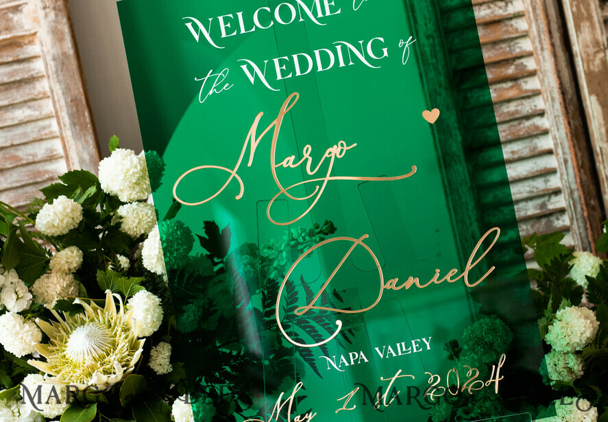 TISCHPLÄNE UND WILLKOMMENSCHILDER FÜR HOCHZEITEN Plexi Gold / Samt Luxus Grünes und Goldenes Hochzeits Willkommen-Schild, Smaragdgrünes Acryl Hochzeitsdekor, Personalisierte Hochzeitsschilder, Hochzeitsboard, Willkommen Hochzeitsboard