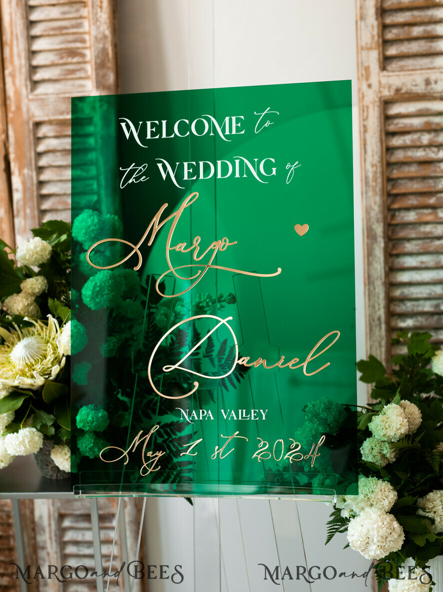 TISCHPLÄNE UND WILLKOMMENSCHILDER FÜR HOCHZEITEN Plexi Gold / Samt Luxus Grünes und Goldenes Hochzeits Willkommen-Schild, Smaragdgrünes Acryl Hochzeitsdekor, Personalisierte Hochzeitsschilder, Hochzeitsboard, Willkommen Hochzeitsboard