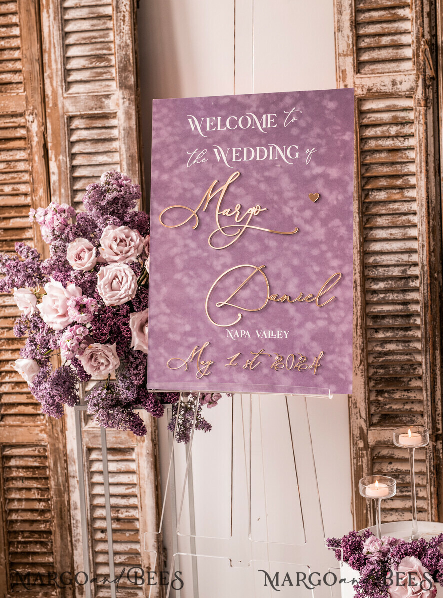 TISCHPLÄNE UND WILLKOMMENSCHILDER FÜR HOCHZEITEN Plexi Gold / Samt Samt-Mauve Hochzeits-Willkommensschild, Staubige Rose Goldene Hochzeitsdekoration, Personalisierter Hochzeitsbeschilderung, Lila Willkommenshochzeitsboard MvS