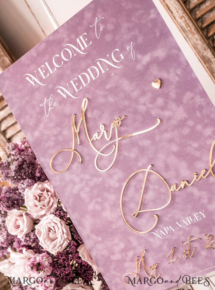 TISCHPLÄNE UND WILLKOMMENSCHILDER FÜR HOCHZEITEN Plexi Gold / Samt Samt-Mauve Hochzeits-Willkommensschild, Staubige Rose Goldene Hochzeitsdekoration, Personalisierter Hochzeitsbeschilderung, Lila Willkommenshochzeitsboard MvS