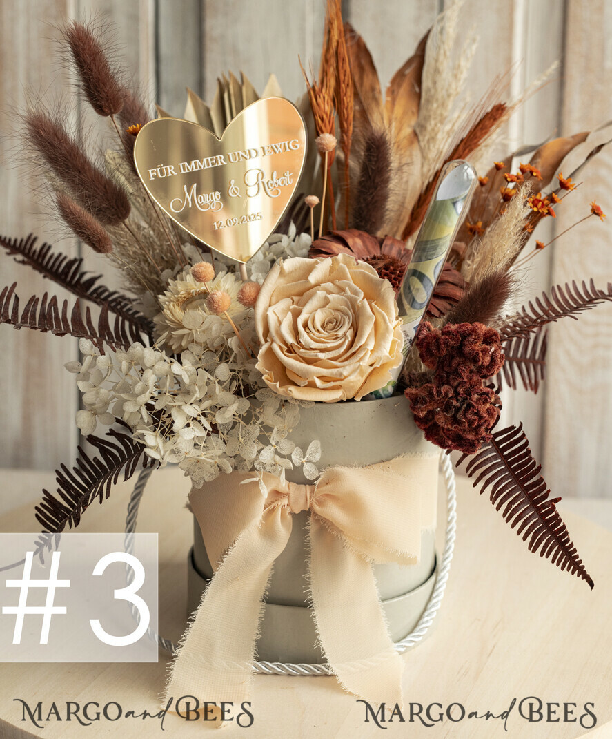 FRISCH VERHEIRATETES PAAR GESCHENKE Geldgeschenk zur Hochzeit Geschenkschachtel für Geld Geldgeschenk zur Hochzeit mit Strauß aus Trockenblumen personalisiert