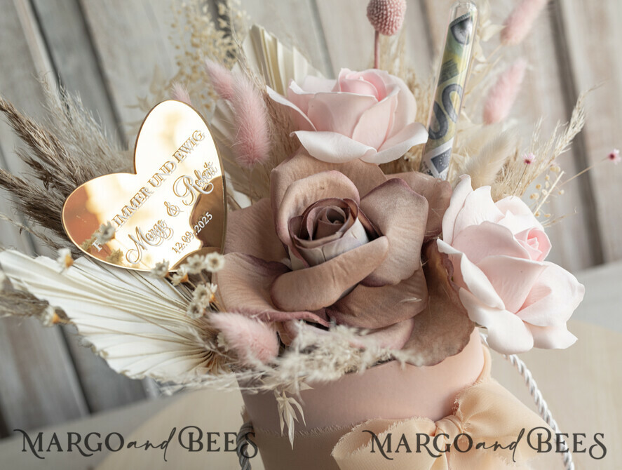 FRISCH VERHEIRATETES PAAR GESCHENKE Geldgeschenk zur Hochzeit Geschenkschachtel für Geld Geldgeschenk zur Hochzeit mit Strauß aus Trockenblumen personalisiert
