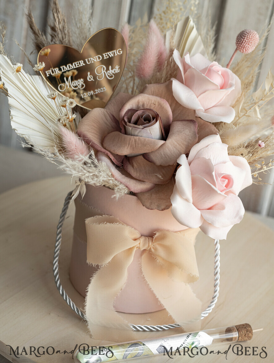 FRISCH VERHEIRATETES PAAR GESCHENKE Geldgeschenk zur Hochzeit Geschenkschachtel für Geld Geldgeschenk zur Hochzeit mit Strauß aus Trockenblumen personalisiert