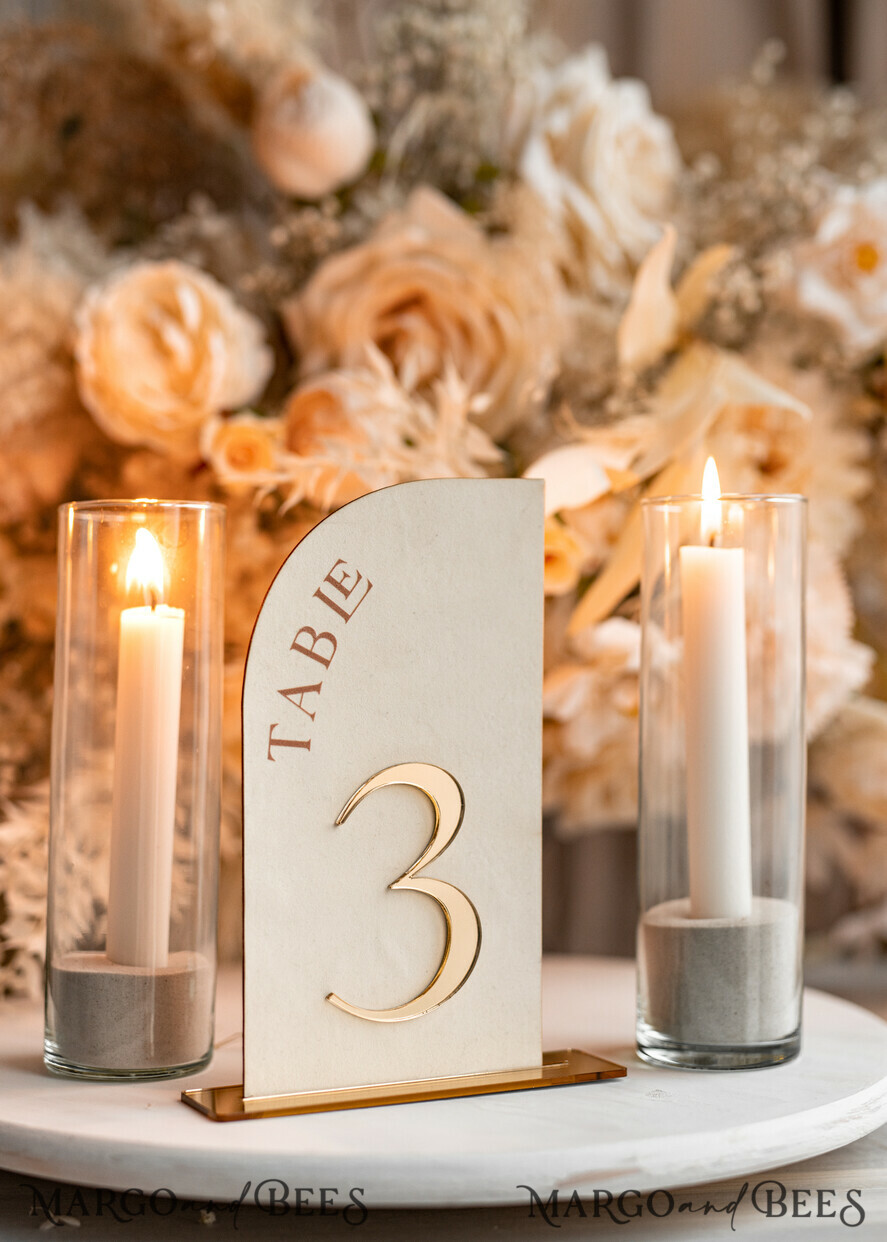 TISCHDEKORATIONSCHILDER   Samt Tischnummern und Dekoration Acryl-Halb-Bogen Samt Elfenbein Hochzeits-Tischnummern, Ecru Gold Schild, Gold Plexi Tischnummern, Luxus Beige Hochzeits Tischdekoration, Hochzeitsbeschilderung Goldener Spiegel Tischnummern