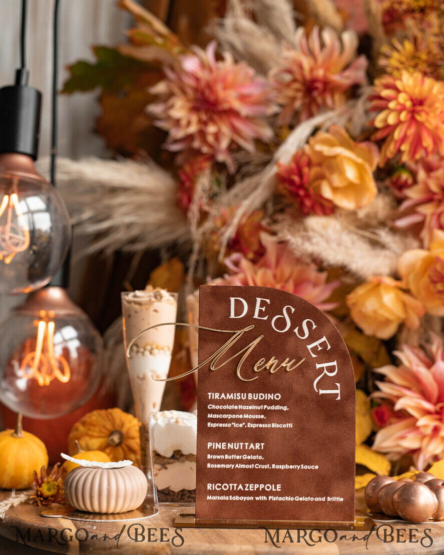 TISCHDEKORATIONSCHILDER   Samt Tischnummern und Dekoration Terrakotta Samt Bogen Dessertmenü, Rostgold Candy-Schild, Goldplexi Tischbogen Kuchenbar Menü, Luxuriöse Hochzeits-Tischdekoration, Hochzeitsbeschilderung Golden Burnt Orange