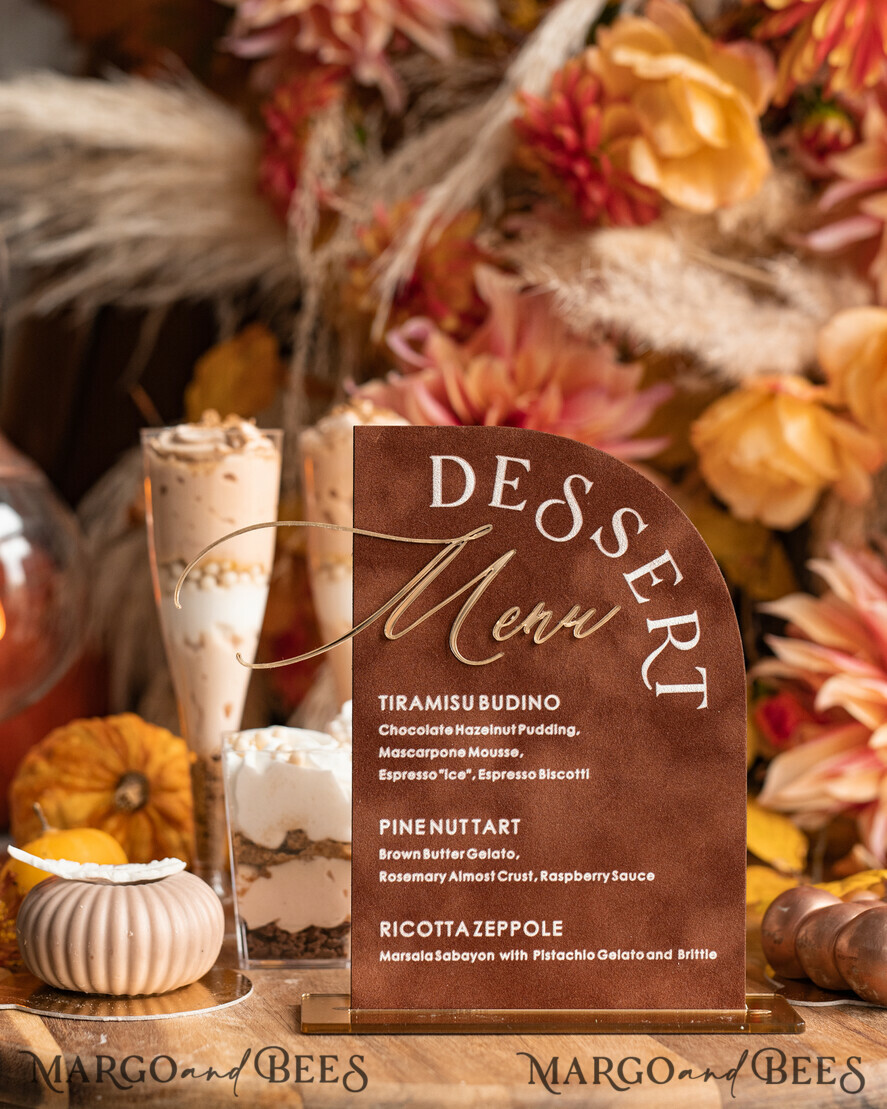 TISCHDEKORATIONSCHILDER   Samt Tischnummern und Dekoration Terrakotta Samt Bogen Dessertmenü, Rostgold Candy-Schild, Goldplexi Tischbogen Kuchenbar Menü, Luxuriöse Hochzeits-Tischdekoration, Hochzeitsbeschilderung Golden Burnt Orange