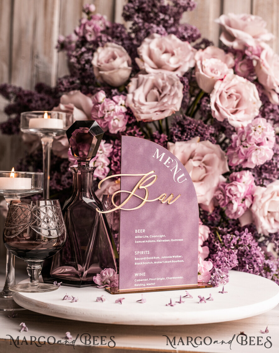 TISCHDEKORATIONSCHILDER   Samt Tischnummern und Dekoration Acryl-Bogen-Bar-Menü, gold Plexi Mauve Samt Getränkebar-Menü-Schild mit Ständer, staubrosa Tischbar-Menü, halb gewölbte Hochzeits-Tischdekoration, lila Getränkebar-Menü