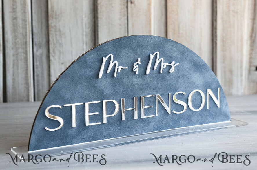 TISCHDEKORATIONSCHILDER   Samt Tischnummern und Dekoration staubige blaue Hochzeits-Tischschild-SET, Acrylbogen-Velvet-Bar-Menü-Schild, Getränkebar-Menü-Tischschild, goldenes Plexiglas-Tischschild, elegante luxuriöse Hochzeits-Tischdekoration, Boho Glam Hochzeitsbeschilderung silbernes Spiegel-Tischschild