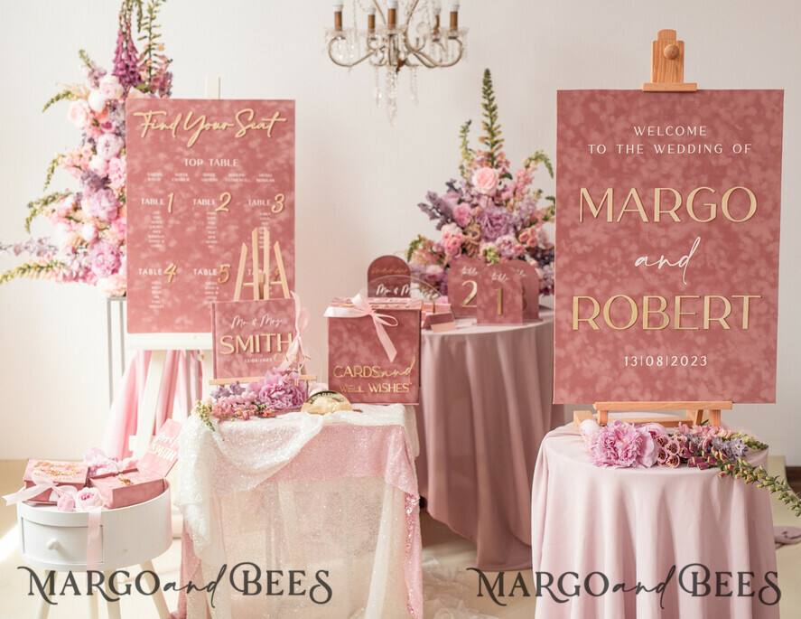 TISCHDEKORATIONSCHILDER   Samt Tischnummern und Dekoration Arch Tischnummer, Luxus Blush Pink Samt Bogen Tischnummern mit Acrylständer, blush pink und Gold Hochzeitstischdeko, 3D Goldene Buchstaben, Hochzeitsbeschilderung