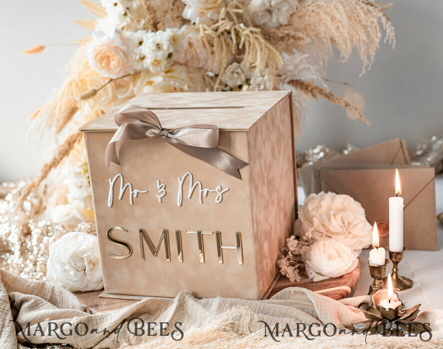 KARTONBOXEN  
 Samtkartenboxen Geschenkkartenbox, Hochzeitswunschbrunnen in samtigem Beige, personalisierte Hochzeitskartenbox, luxuriöse Kartenbox, Hochzeitskartenbox mit Deckel, Hochzeitsgeldbox, Hochzeitskartenbox.
