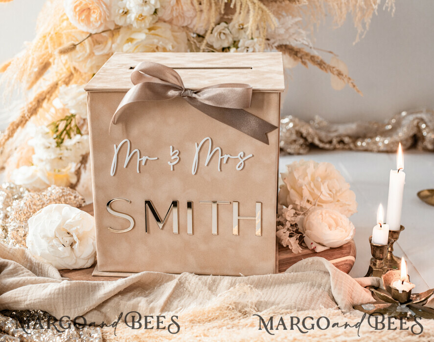 KARTONBOXEN  
 Samtkartenboxen Geschenkkartenbox, Hochzeitswunschbrunnen in samtigem Beige, personalisierte Hochzeitskartenbox, luxuriöse Kartenbox, Hochzeitskartenbox mit Deckel, Hochzeitsgeldbox, Hochzeitskartenbox.