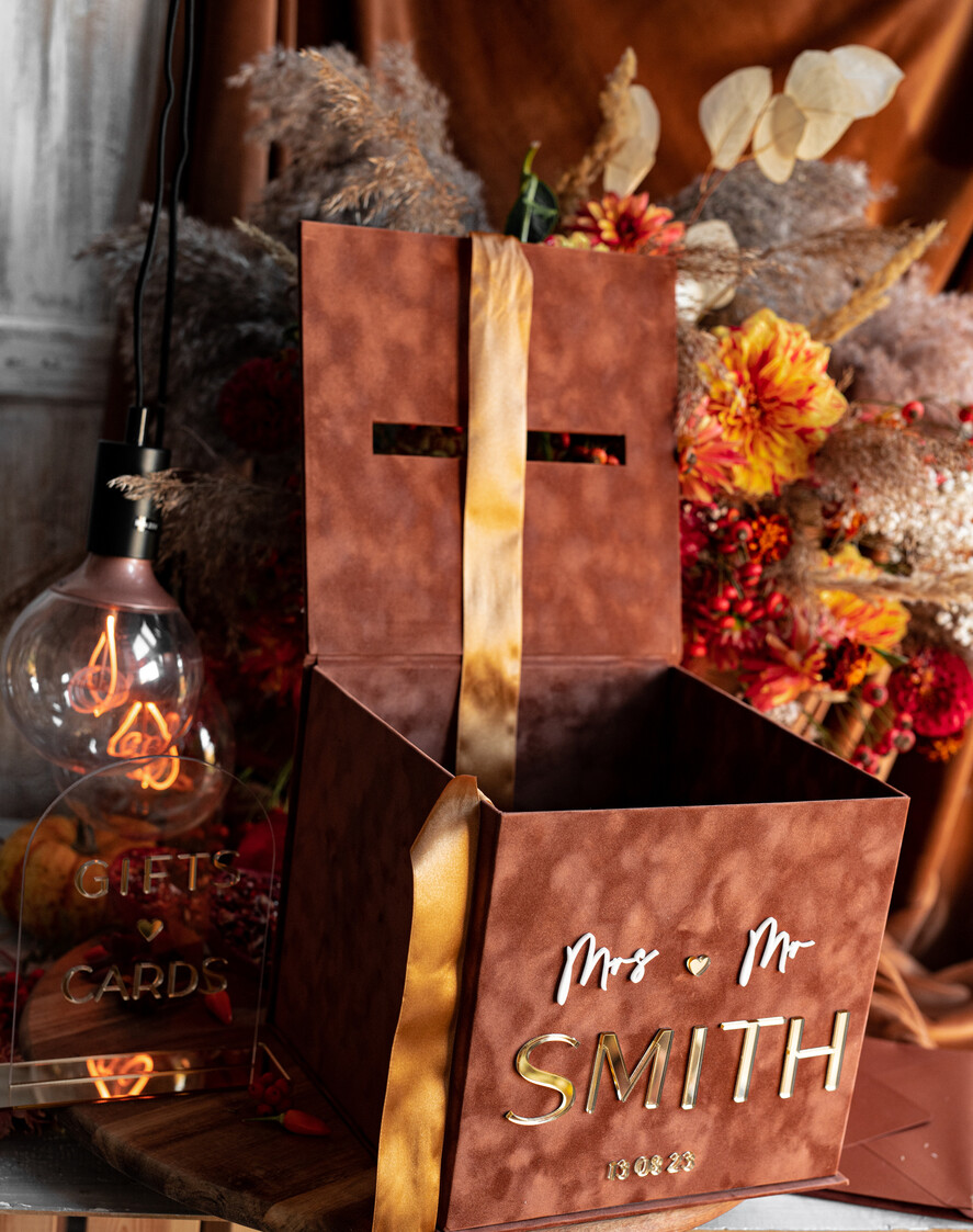 KARTONBOXEN  
 Samtkartenboxen Terrakotta Geschenkkartenbox, Samt Herbsthochzeits-Wunschbrunnen Geldgeschenkkartenbox, Rost personalisierte Hochzeitskartenbox, Kupfer Luxus Kartenbox, Burnt Orange Hochzeitskartenbox mit Deckel, Burnt Orange Hochzeitsgeldbox, Hochzeitskartenbox