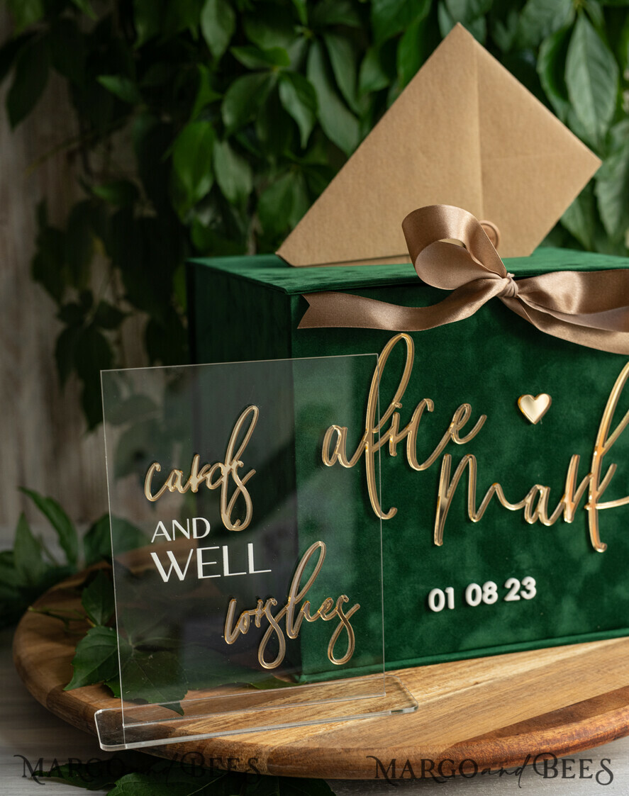 KARTONBOXEN  
 Samtkartenboxen Geschenkkartenbox & Schildset, Samtgrüne Hochzeitswunschbrunnen-Geschenkkartenbox, personalisierte Hochzeitskartenbox, luxuriöse Kartenbox mit Grünpflanzen, Hochzeitskartenbox mit Deckel, smaragdgrüne Hochzeitsgeldbox, Gartenhochzeitskartenbox.