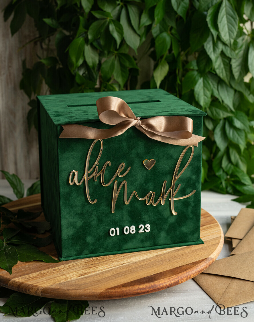 KARTONBOXEN  
 Samtkartenboxen Geschenkkartenbox & Schildset, Samtgrüne Hochzeitswunschbrunnen-Geschenkkartenbox, personalisierte Hochzeitskartenbox, luxuriöse Kartenbox mit Grünpflanzen, Hochzeitskartenbox mit Deckel, smaragdgrüne Hochzeitsgeldbox, Gartenhochzeitskartenbox.