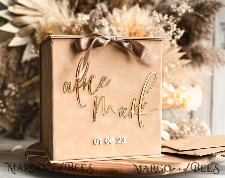 KARTONBOXEN  
 Samtkartenboxen Kartenbox, Hochzeitskartenbox mit Deckel, Frühlingshochzeit Geldbox, Hochzeitskartenbox mit Schlitz und Karten sowie Geschenk-Bogen Acrylzeichen-Set.