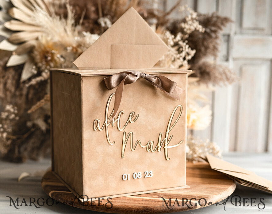KARTONBOXEN  
 Samtkartenboxen Geschenkkartenbox, samtbeige Hochzeitswunschbox für Geldgeschenkkarten, personalisierte Hochzeitskartenbox, Luxus-Kartenbox, Hochzeitskartenbox mit Deckel, Hochzeitsgeldbox, Hochzeitskartenbox.