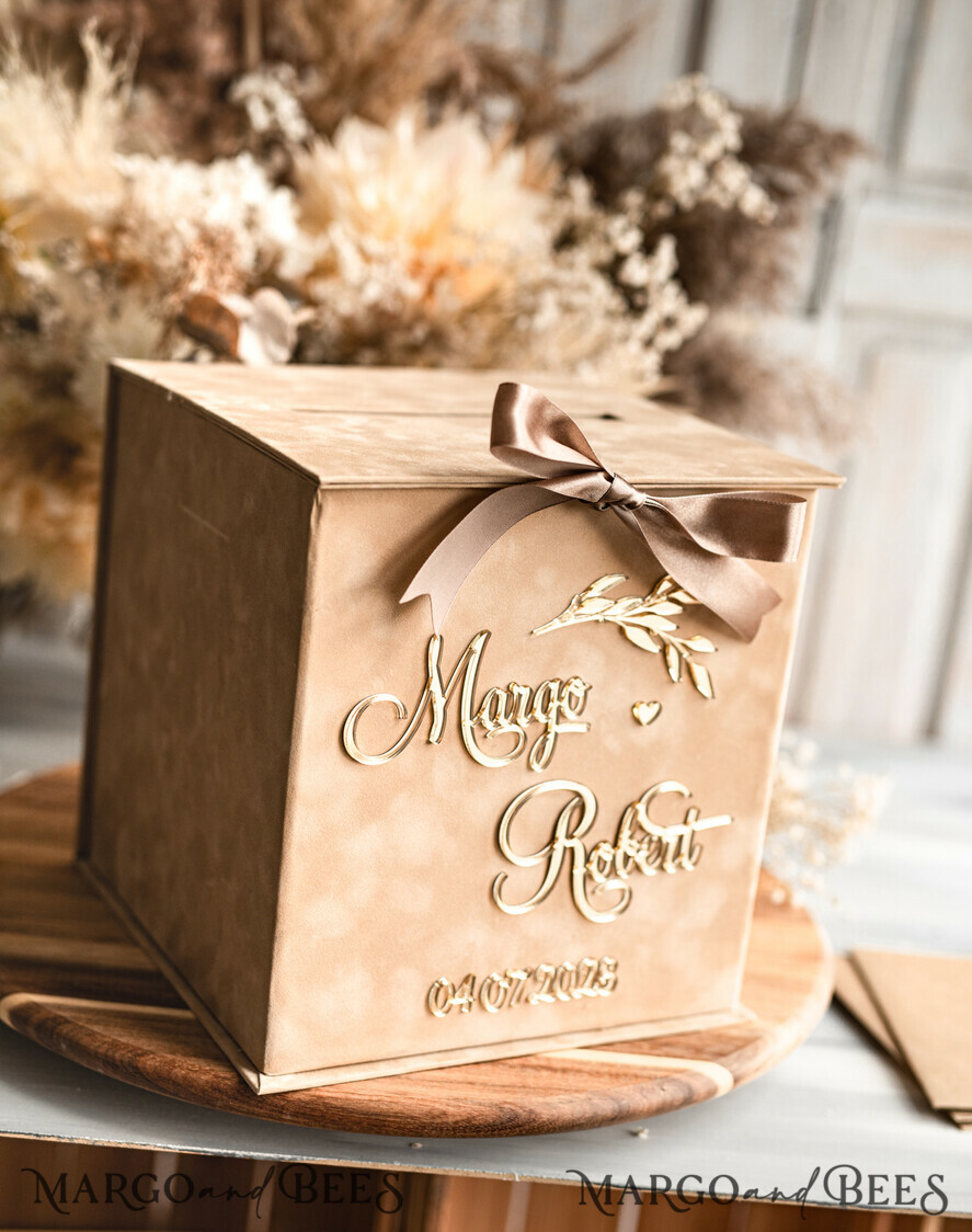 KARTONBOXEN  
 Samtkartenboxen Geschenkkartenbox, Samt Beige Hochzeitswunschbrunnen Geldgeschenkkartenbox, Personalisierte Hochzeitskartenbox, Luxus Kartenbox, Hochzeitskartenbox mit Deckel, Hochzeitsgeldbox, Hochzeitskartenbox