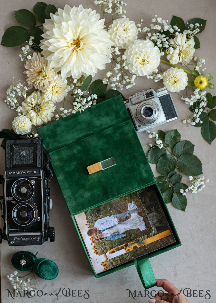 FOTOALBUM/ FOTOBOX Velvet Foto Box Fotografen Box Smaragdgrüne Samt-Fotobox Fotografenbox Hochzeitsgedächtnisbox, Grüner benutzerdefinierter Erinnerungsbox, Gartenfotografen-Geschenke für Kunden, Hochzeitsbilderverpackung, Benutzerdefinierte Fotografiebox.