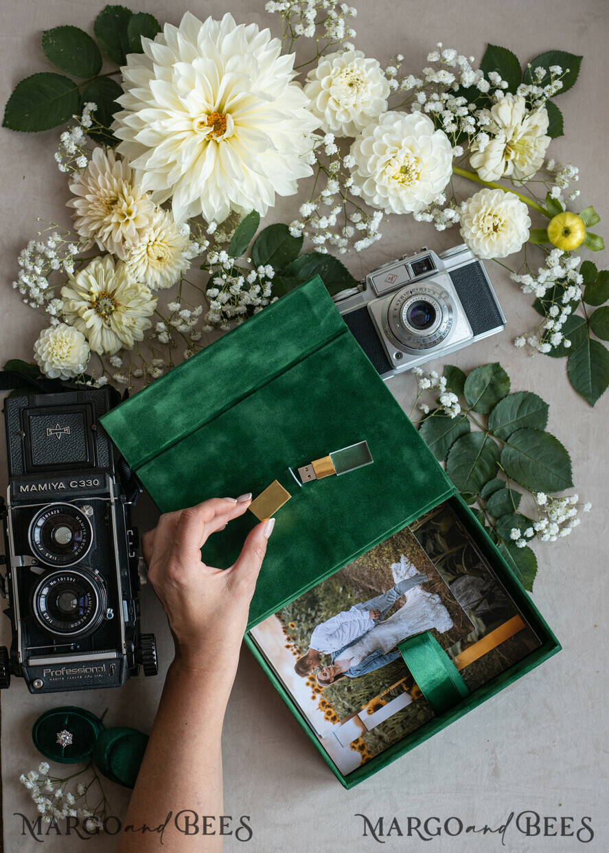 FOTOALBUM/ FOTOBOX Velvet Foto Box Fotografen Box Smaragdgrüne Samt-Fotobox Fotografenbox Hochzeitsgedächtnisbox, Grüner benutzerdefinierter Erinnerungsbox, Gartenfotografen-Geschenke für Kunden, Hochzeitsbilderverpackung, Benutzerdefinierte Fotografiebox.