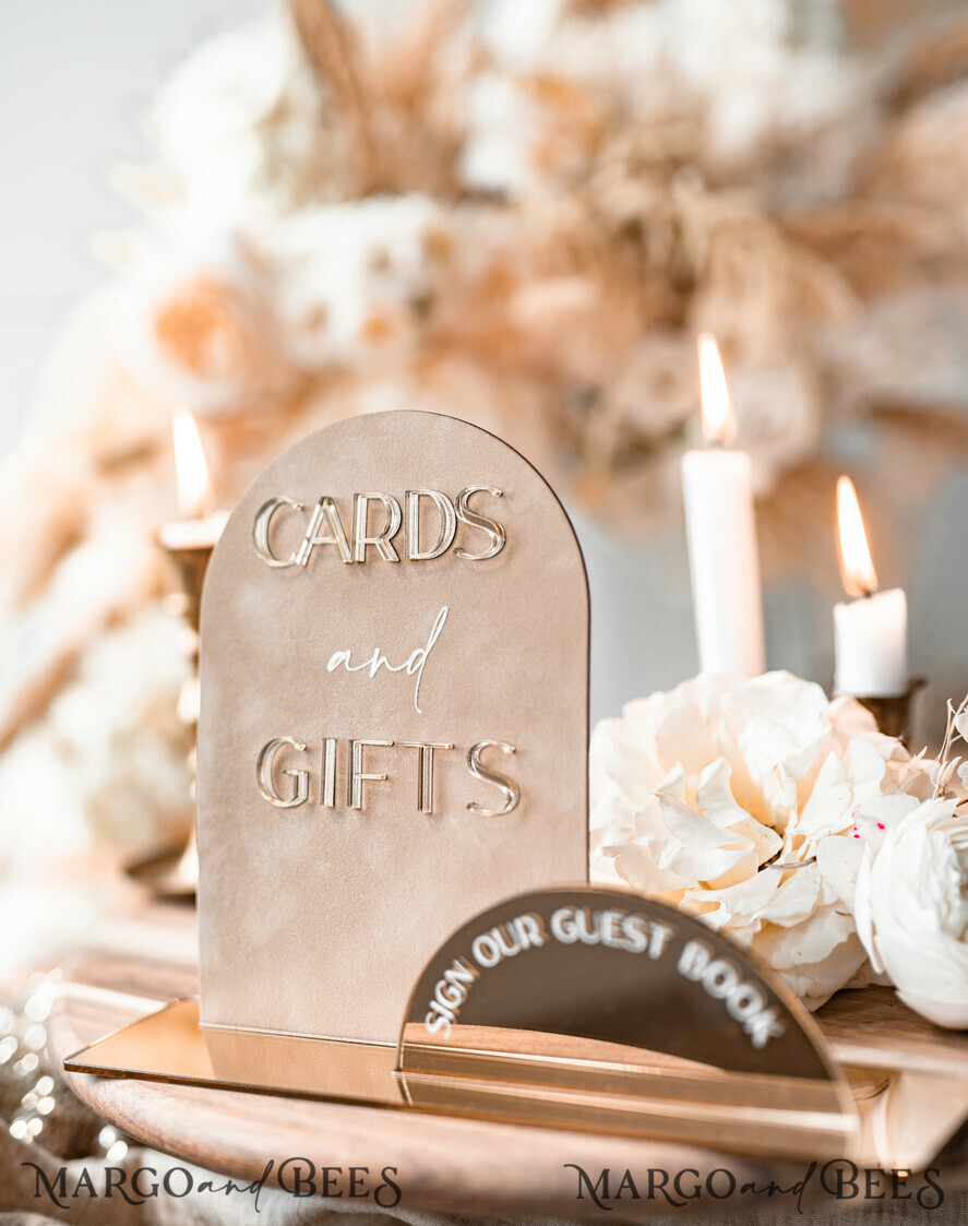 TISCHDEKORATIONSCHILDER   Gästebuch & Karten Geschenke Schilder Goldene Acryl Geschenke & Karten Schilder mit Ständer, Beige Samt und goldenes Gästebuch Schild, Goldene Plexi Geschenke & Karten Schilder, Luxuriöse Hochzeits Gästebuch Dekor Centerpieces