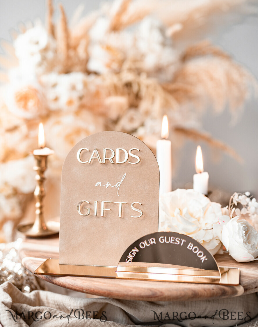 TISCHDEKORATIONSCHILDER   Gästebuch & Karten Geschenke Schilder Goldene Acryl Geschenke & Karten Schilder mit Ständer, Beige Samt und goldenes Gästebuch Schild, Goldene Plexi Geschenke & Karten Schilder, Luxuriöse Hochzeits Gästebuch Dekor Centerpieces