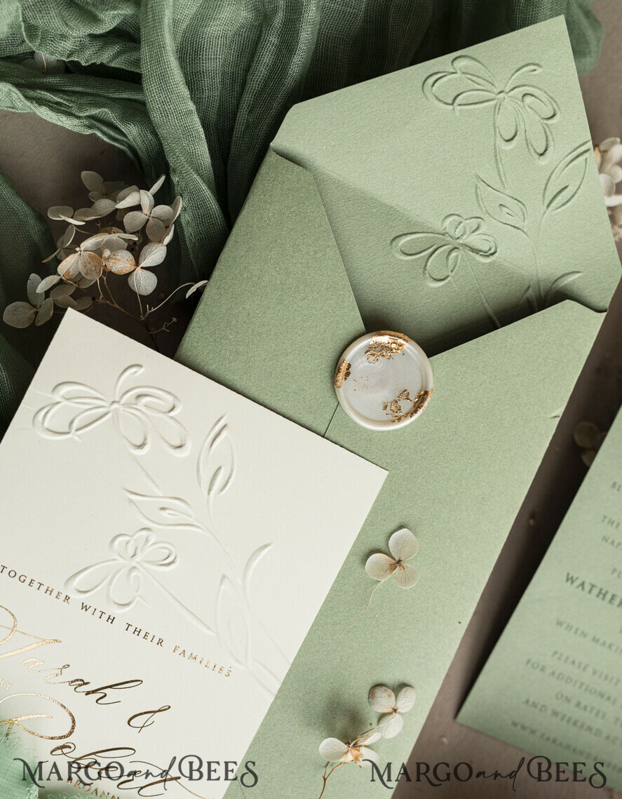 HOCHZEITS EINLADUNGEN geprägte Einladungen Maßgeschneiderte Prägung Blind Sagegrün Gold Hochzeitseinladung, Goldene Grünpflanzen deboss Florale Hochzeitseinladung, Moderne Garten Debossierte Einladung Suite, Baumwollpapier Hochzeitseinladung Suite, Hochzeitseinladungen gold.