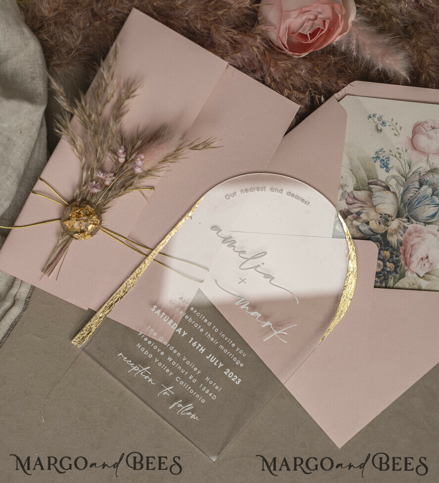 HOCHZEITS EINLADUNGEN Plexiglas Acrylspiegel Blush Pink Klare Bogen Hochzeitskarten, Elegante Gartenhochzeitseinladungen, Nude Acryl transparente Hochzeitseinladungen, Bogen Plexi Hochzeitseinladung Set