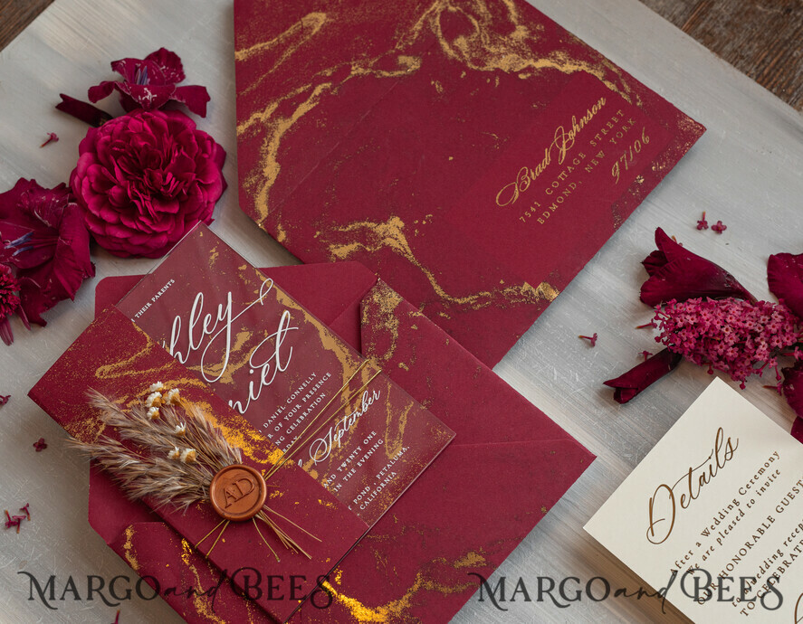 HOCHZEITS EINLADUNGEN Plexiglas Acrylspiegel Burgunder Spiegel goldene Hochzeitseinladungen, elegante Marmor-Hochzeitskarten, kastanienfarbene Acryl-Hochzeitseinladungen, Pampasgras goldene Plexi-Hochzeitseinladung Suite.