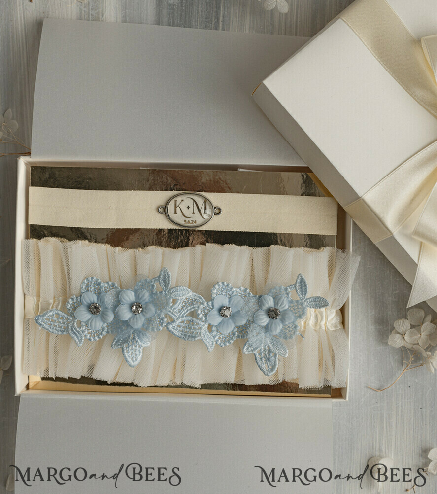 BRAUT Bolero, Kleider, Strumpfband Geschenkidee für die Braut Strumpfband Doppeltes Strumpfband-Set für die Braut – edel & romantisch in Geschenkbox mit Gedicht – perfektes Geschenk zur Hochzeit