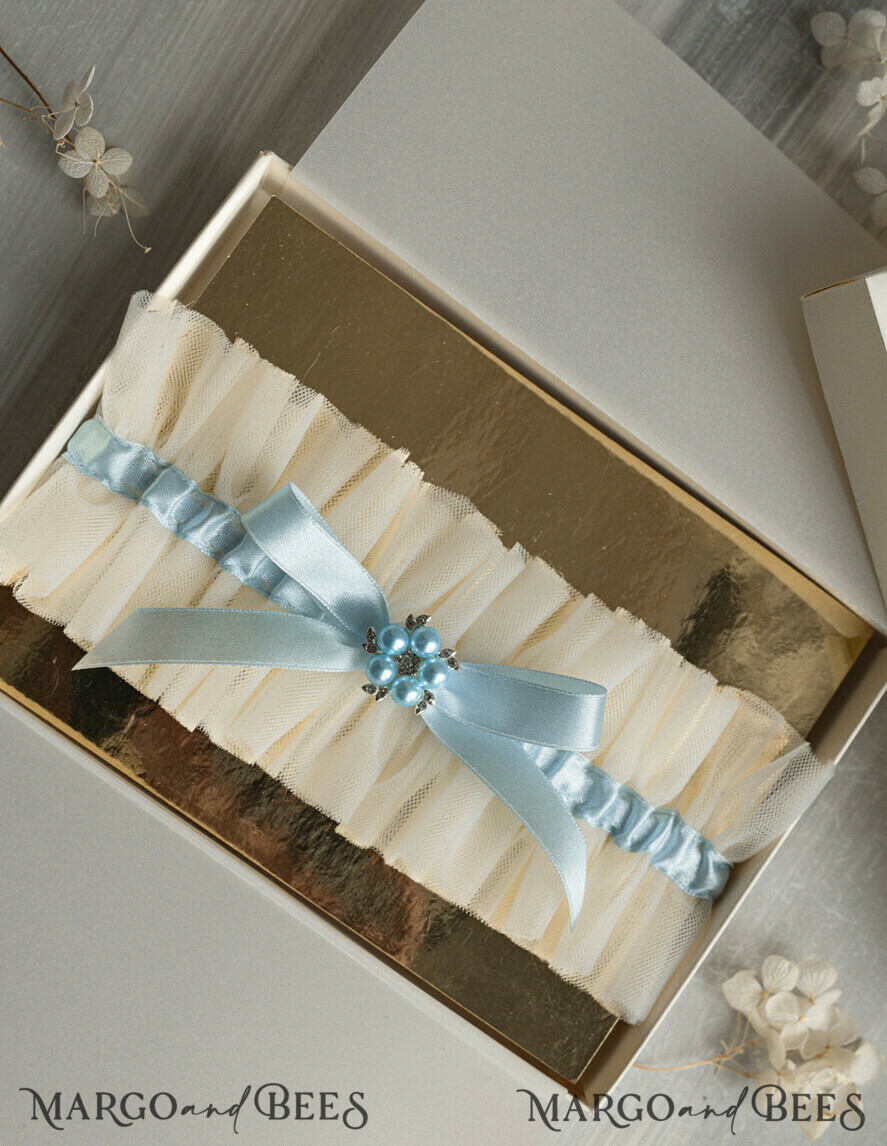 BRAUT Bolero, Kleider, Strumpfband Geschenkidee für die Braut Strumpfband Elegantes Strumpfband für die Braut – Geschenkbox mit „Etwas Blauem“ und Grußkarte
