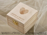 RINGTRÄGERBOXEN & KISSEN Epoxidharz Trauringe Box Personalisierte Hochzeitsringbox für 2 oder 3 Ringe, Holzhochzeitsringbox • rustikale Ringträgerbox • echte Blumen in Harz Luxus-Ringbox4