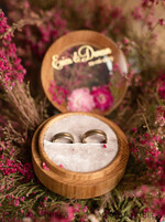 RINGTRÄGERBOXEN & KISSEN Epoxidharz Trauringe Box Personalisierte Hochzeitsringbox für 2 oder 3 Ringe, Holzringbox • rustikale Ringträgerbox • echte Blumen in Harz Luxusringbox15