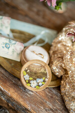RINGTRÄGERBOXEN & KISSEN Epoxidharz Trauringe Box Personalisierte Ringbox für 2 oder 3 Ringe, Holzringbox • rustikale Ringbox • echte Blumen in Harz Luxus-Ringbox12