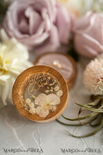 RINGTRÄGERBOXEN & KISSEN Epoxidharz Trauringe Box Personalisierte Hochzeitsringbox für 2 oder 3 Ringe, gravierte Hochzeitsringbox • personalisierte rustikale Ringbox • echte Blumen in Epoxidharz Luxus-Ringbox16