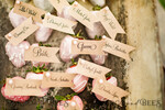 PLATZKARTEN / TISCHKARTEN  
 Rustikale Eco-Hochzeitsplatzkarten Minimalistische ökologische Hochzeitsplatzkarten, rustikales Namensschild, einfache romantische Hochzeitsnamensschilder, ökologisches braunes Namensfähnchen, Hochzeitsstationery, individuelle Text-Hochzeitsplatzkarte.9