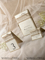 PLATZKARTEN / TISCHKARTEN  
 Rustikale Eco-Hochzeitsplatzkarten Rustikale Elfenbein Spitze Hochzeitsplatzkarten, Öko Braun mit Jute-Schnur, Eleganter schwarzer Druck, Zarte Hochzeitsstationery, Natürliche Jute rustikale Platzkarten7