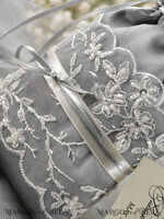 HOCHZEITSGESCHENKE Geschenktüten aus Satin und Spitze niedliche Hochzeitsgeschenk-Karten, Spitzen-Satin-Tasche5
